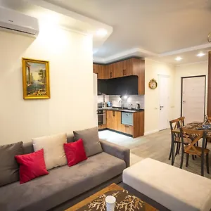 Ramada Skytower Апартаменты Батуми